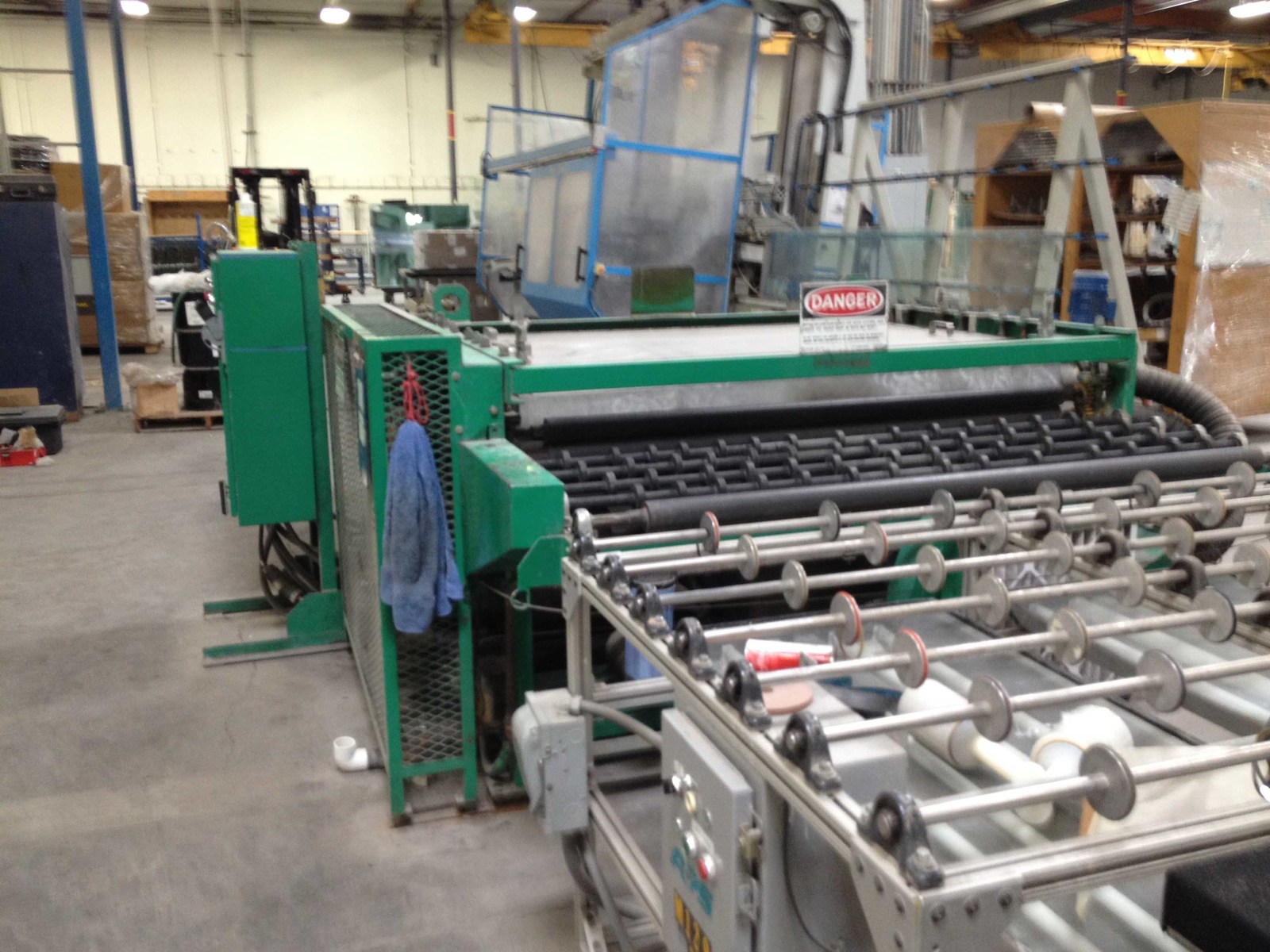 Understanding and Maintaining a Glass Washer - Billco Manufacturing